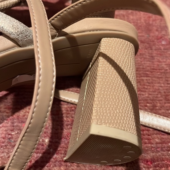 Size 8 dolce vita block heel - Picture 3 of 4